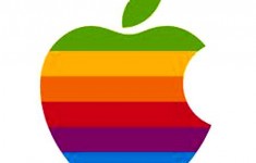 Из истории логотипов Эппл и Адоб